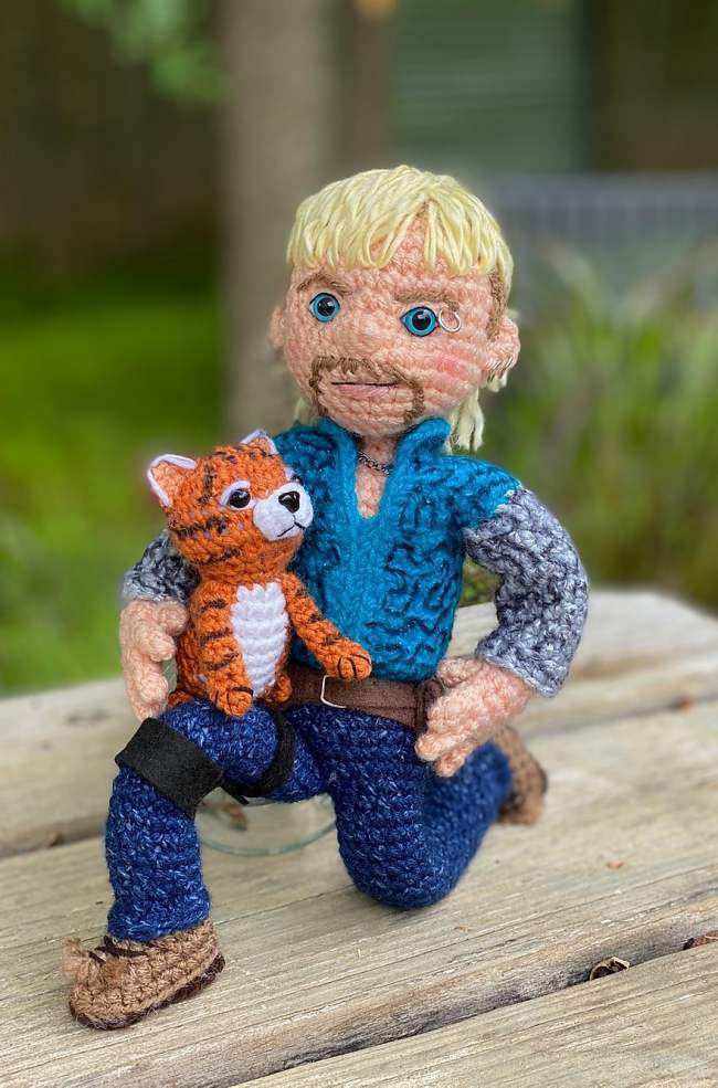 Download Tiger King Joe Exotic Carole Baskin Crochet Amigurumi Figure Doll Pattern Pdf Craft Supplies Tools Kits How To Lifepharmafze Com